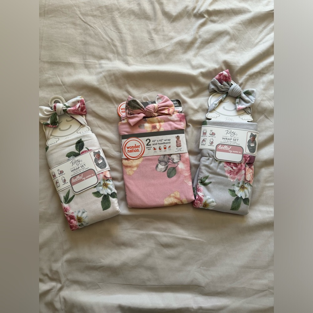Baby girl swaddle and matching bow